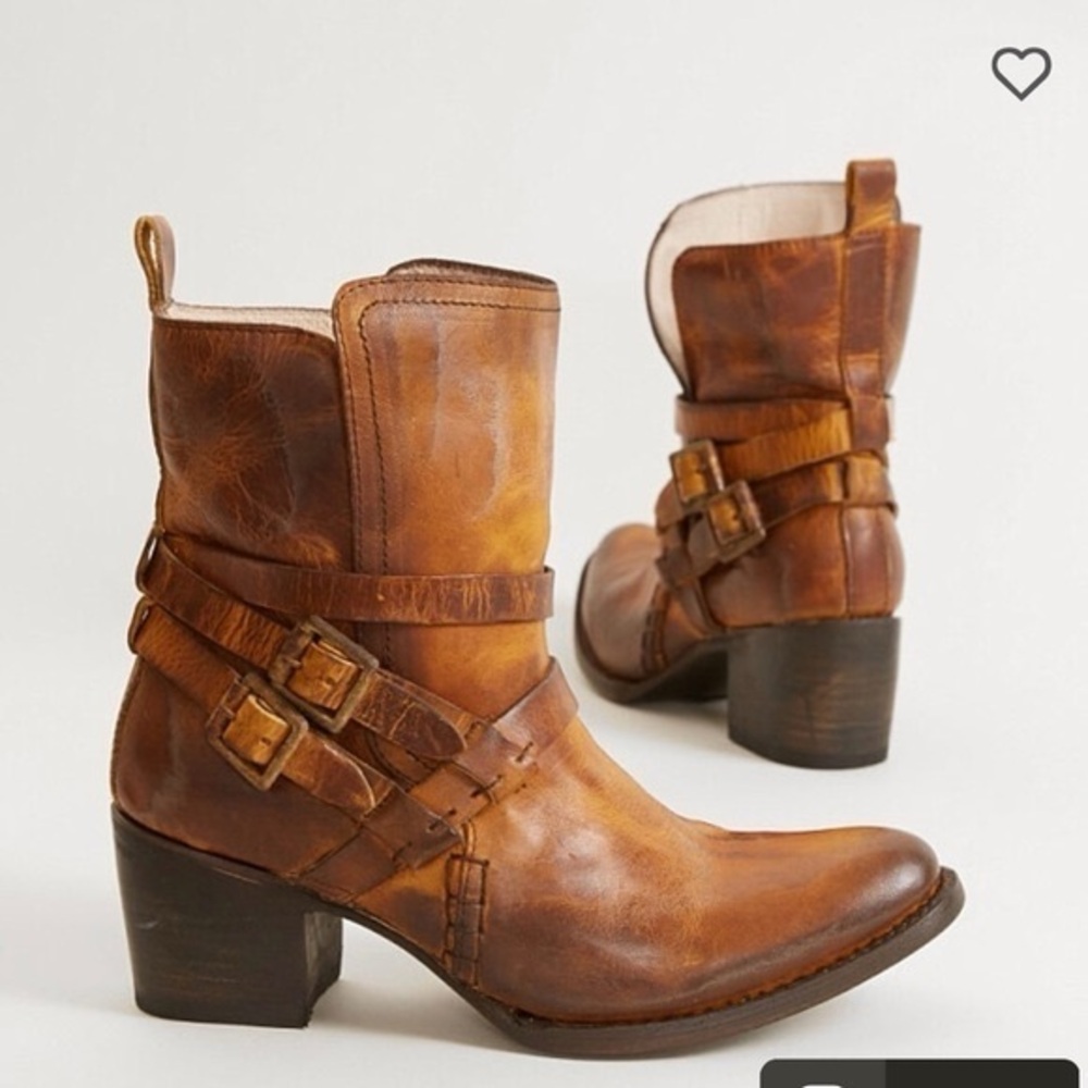 Freebird by Steven Saint leather ankle boots distressed cognac brown color Sz 11